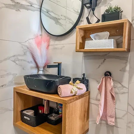 Sova Or Deluxe 33 *