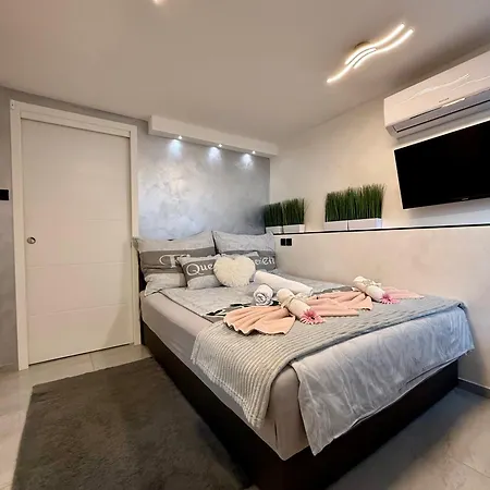 דירה Aura Luxury בלד