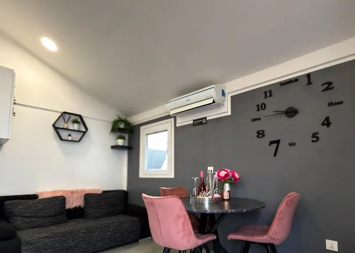 Aura Luxury Apartmán *